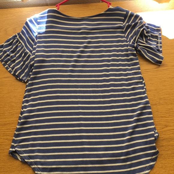 Blue stripped blouse. - Picture 2 of 4
